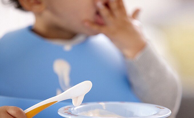 Yemek seçen çocuklar – Küçük çocukları beslemenin zorlukları