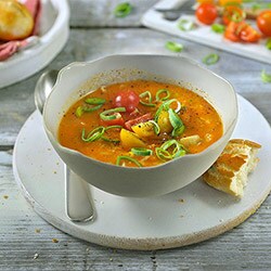 Tomato and vegetable soup | Philips Chef Recipes