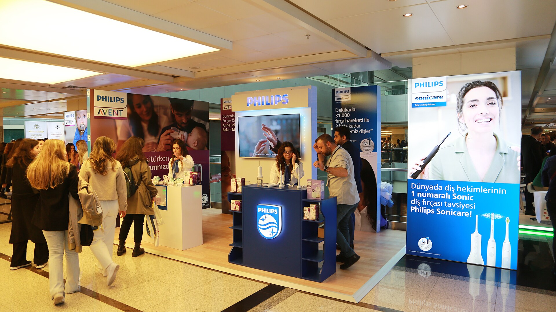Philips, 2023 Eczacılık Buluşması’nda sağlıklı bir yaşam için eczaneler ve eczacıların önemine dikkat çekti