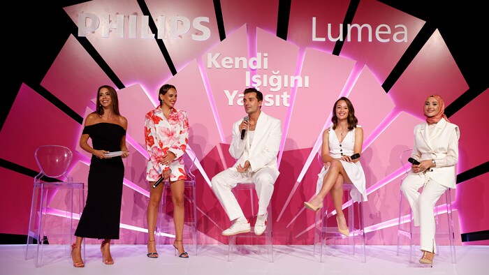 Philips Lumea “Kendi Işığını Yansıt” yaklaşımı ile her bireyin benzersiz ışığını özgürce yansıtmasını destekliyor